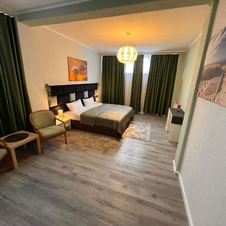 F-F Haus Monteuren Unterkunft Neuhausen auf den Fildern 외부 사진